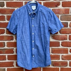 American Eagle Blue Short Sleeve Button Up